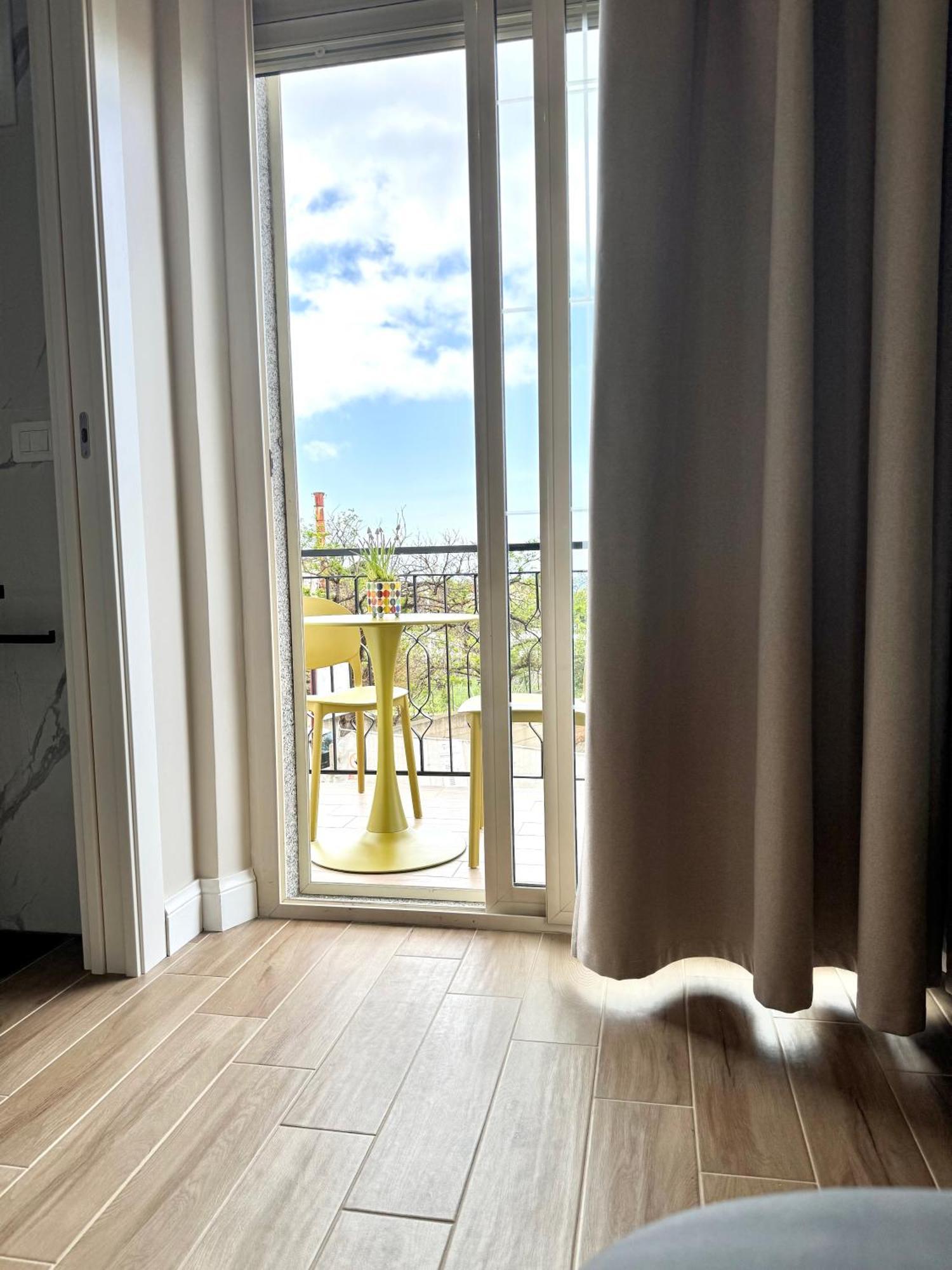 Charm Airport Bed & Breakfast Reggio di Calabria Exterior foto